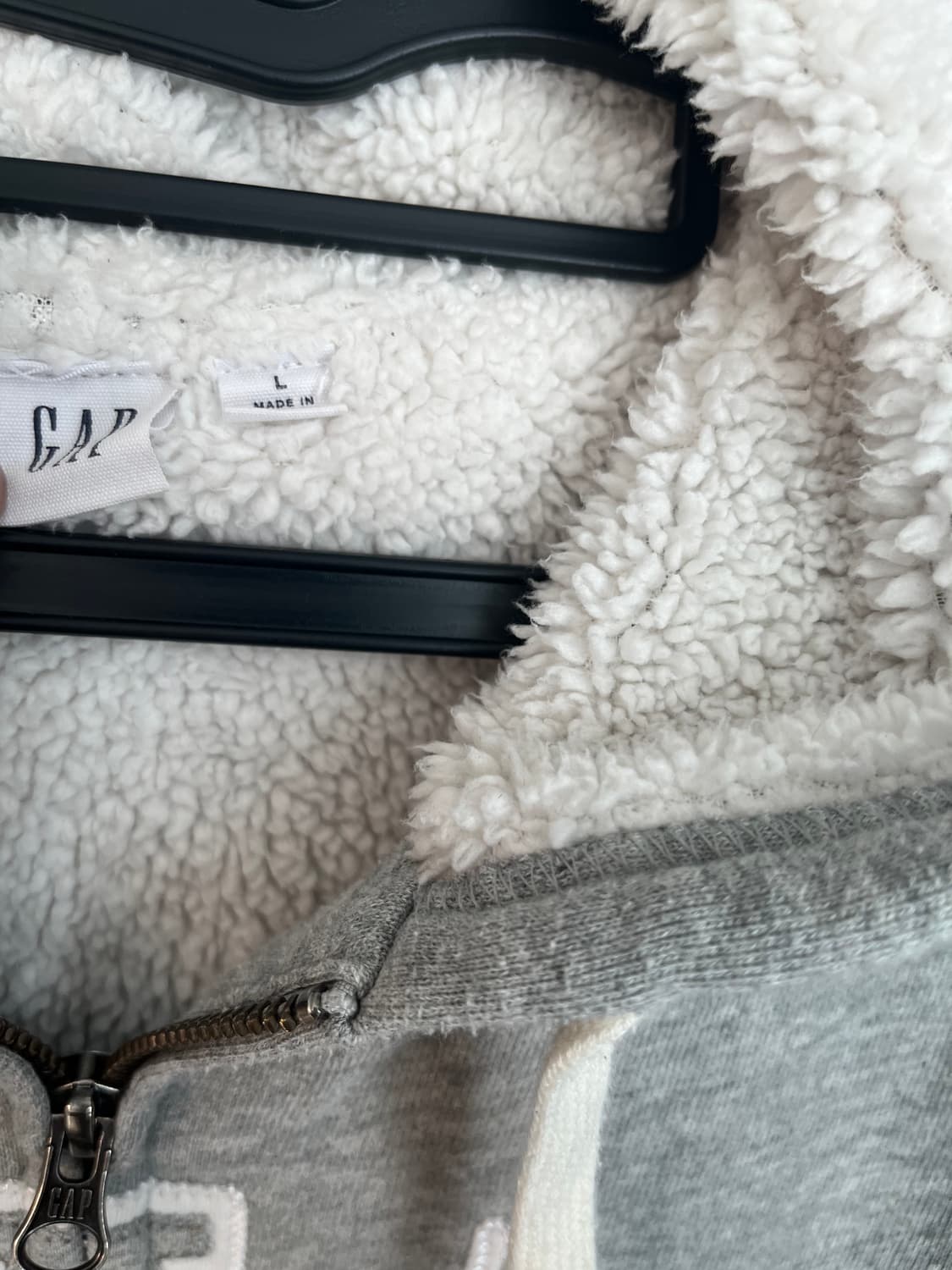 갭 GAP 양털 퍼 후드집업 그레이 [L] 상품이미지4