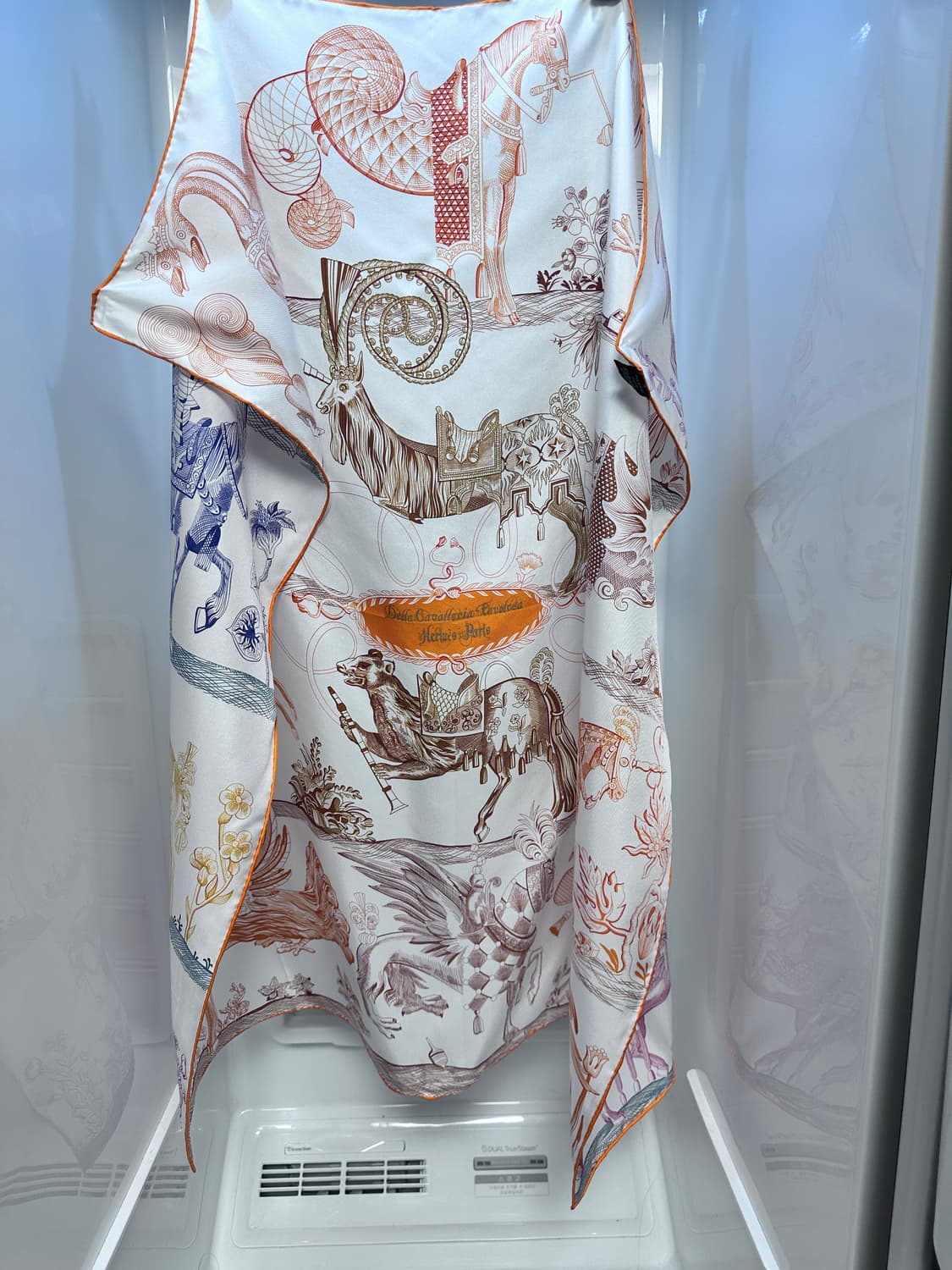 에르메스 실크 스카프 새상품 풀박스 90x90 상품이미지7