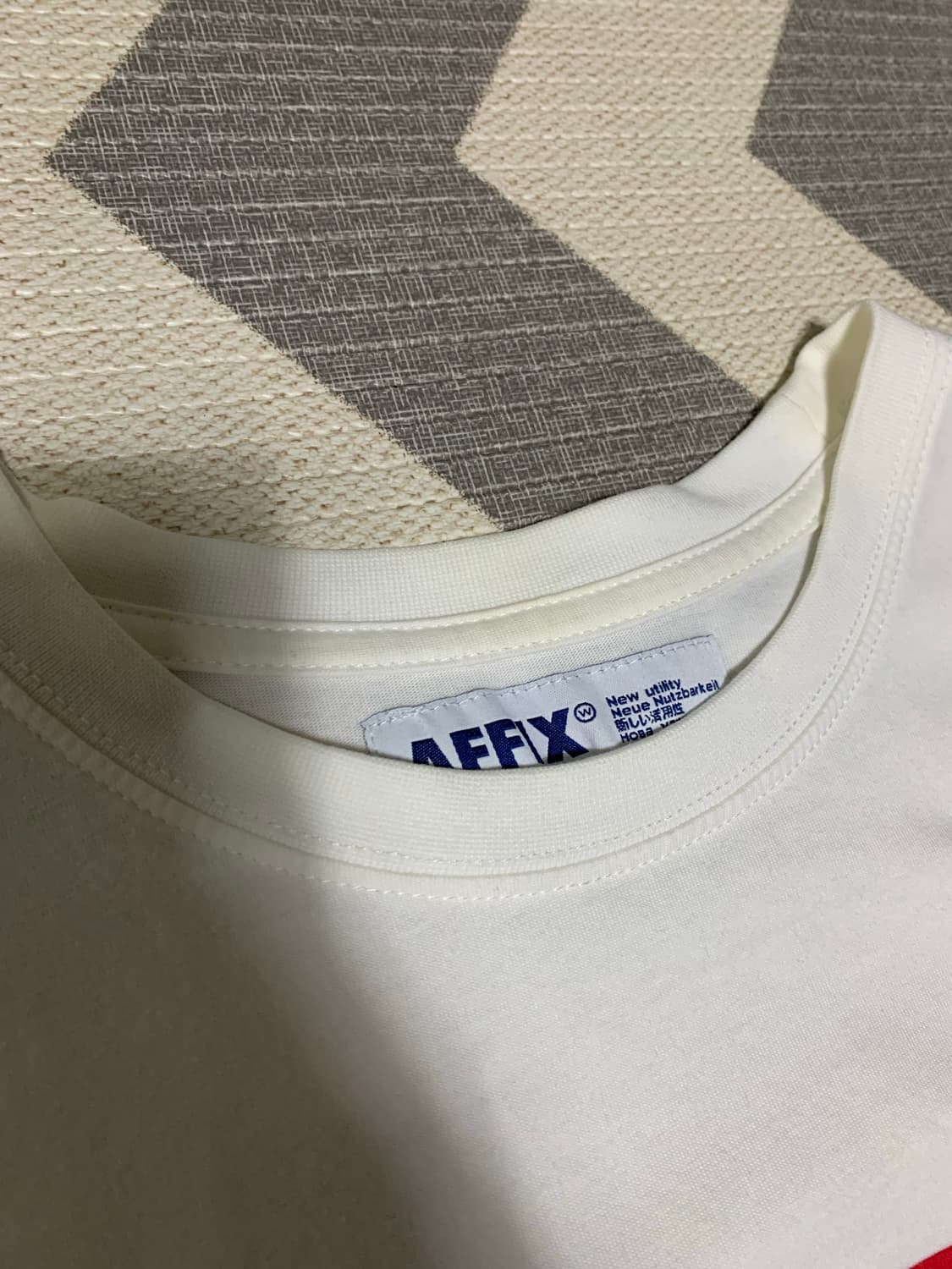 아픽스 티셔츠 상품이미지4