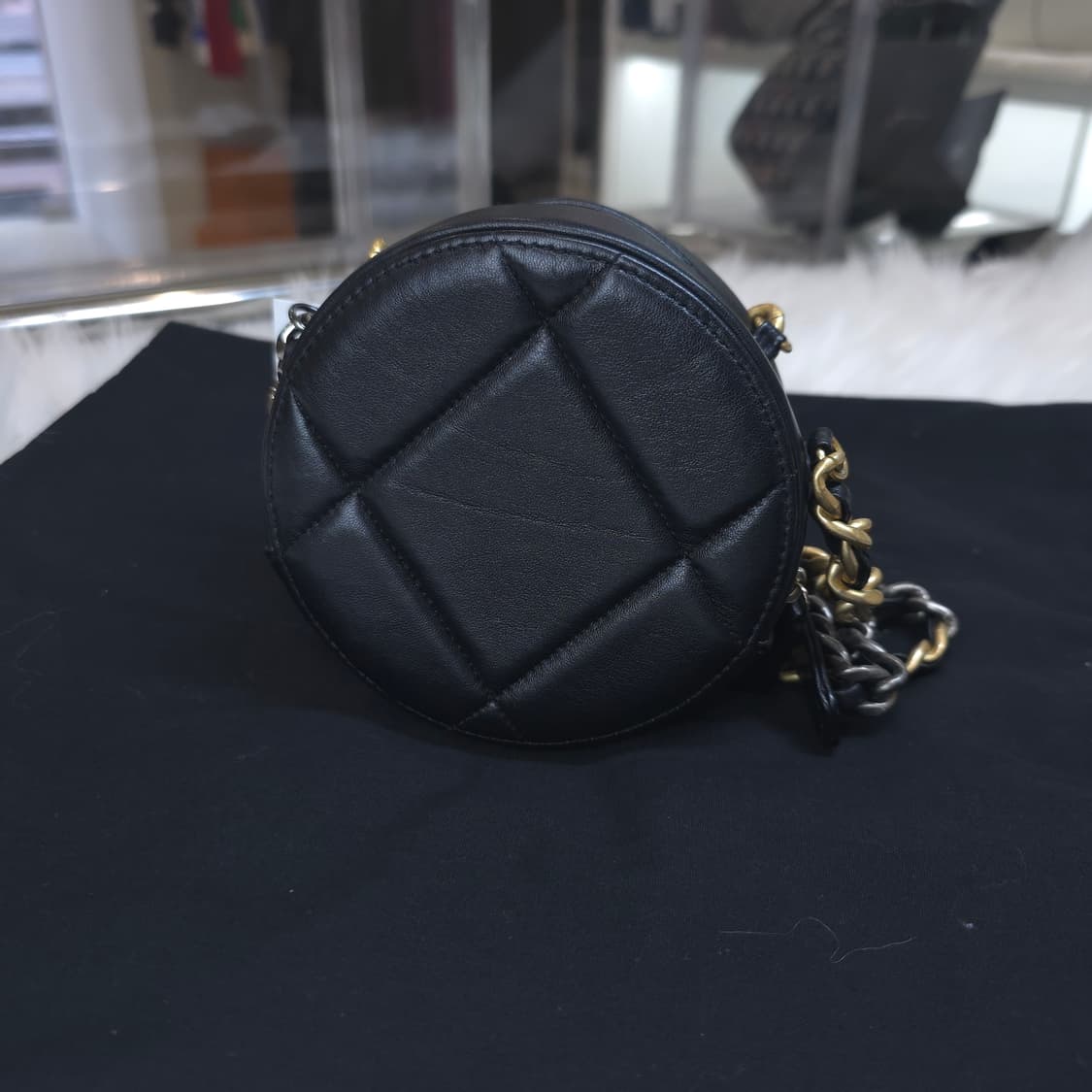 [중고/정품] 샤넬 동그리백 상품이미지2