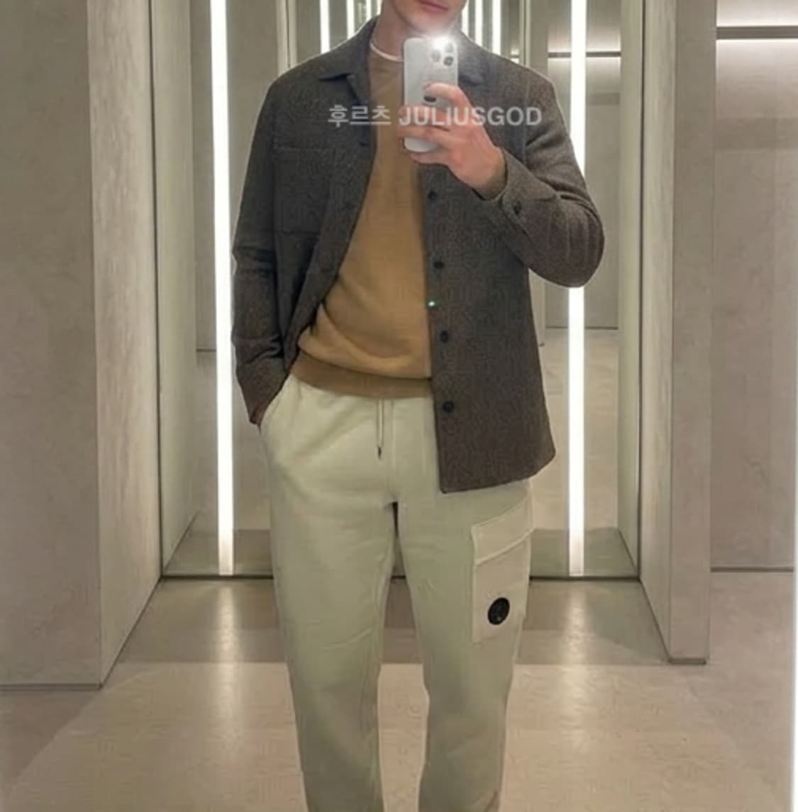 [L/새제품] CP COMPANY 씨피컴퍼니 웜 새틴 그레이 렌즈 팬츠 상품이미지4