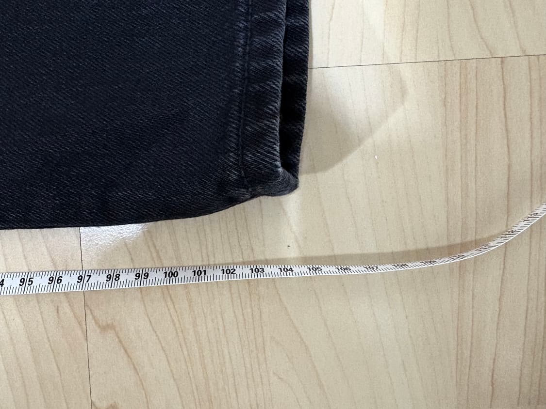 유니클로 와이드스트레이트진 31 블랙 상품이미지5