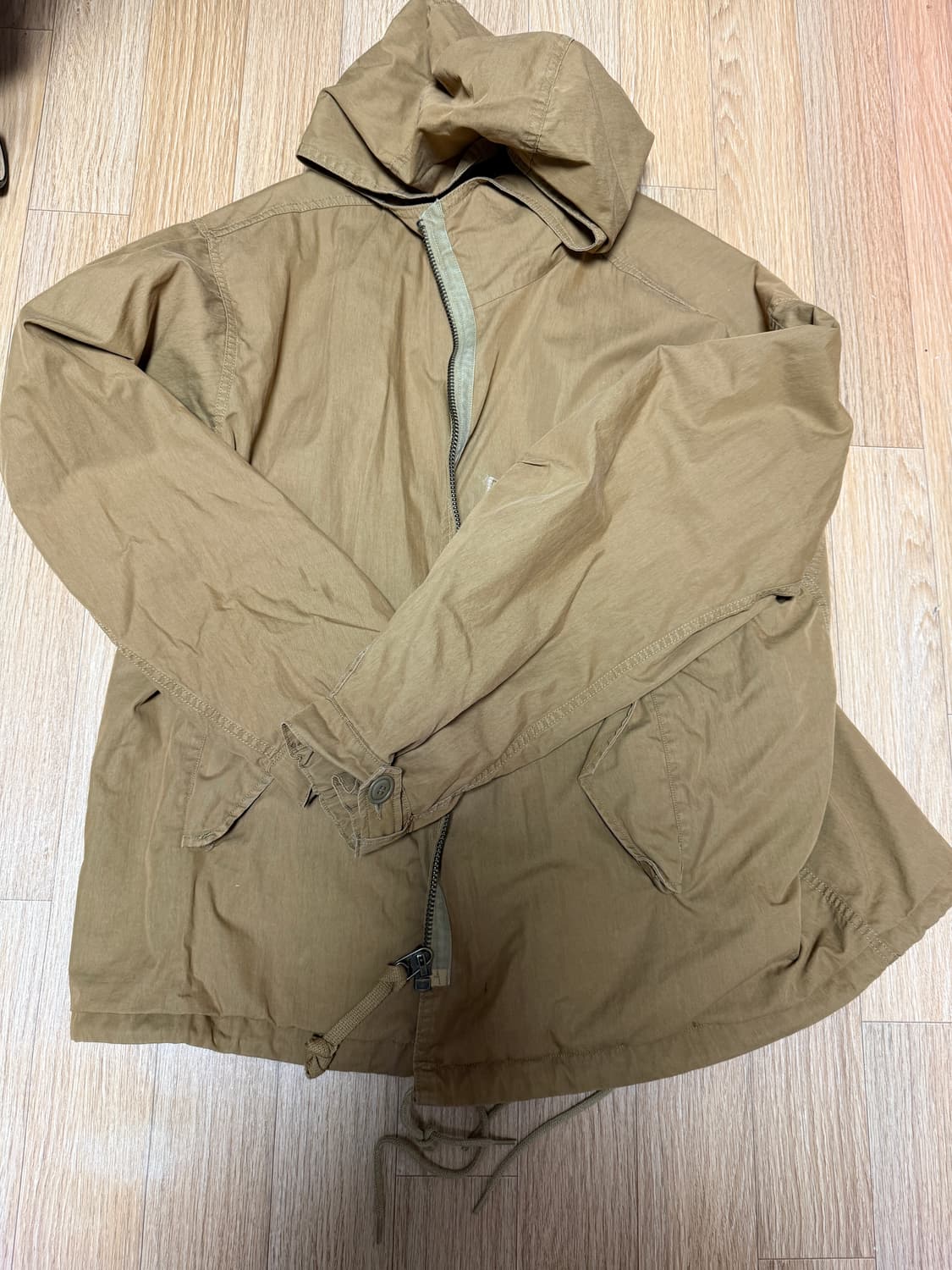 블라인드파일즈 밀스팩 파카 1사이즈 팝니다. 상품이미지1