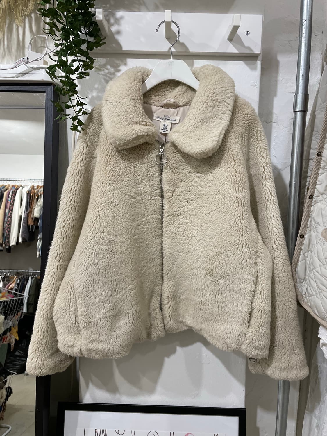 오버핏 뽀글이 퍼 카라 자켓 점퍼 상품이미지6