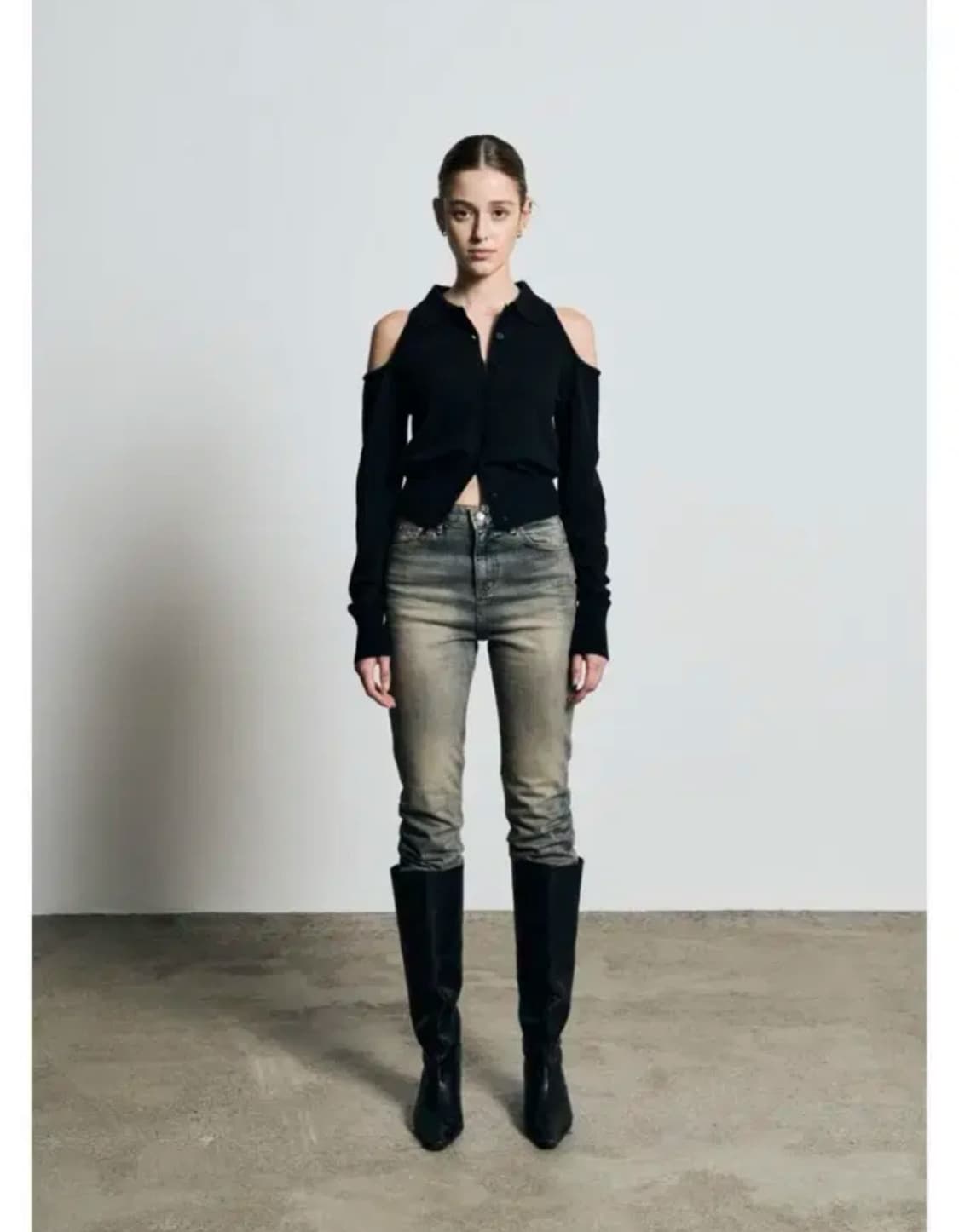 보헤미안서울 숄더 홀 니트 가디건 블랙 상품이미지1