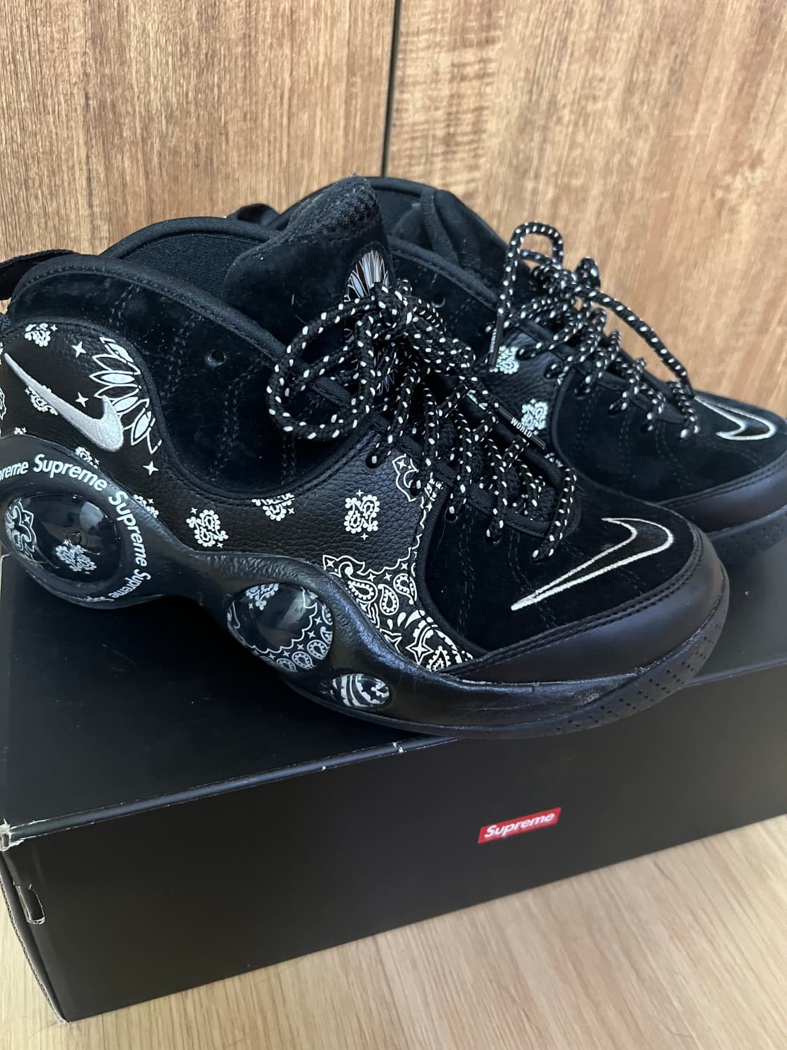 나이키X슈프림 줌에어 플라이트95 230 상품이미지1