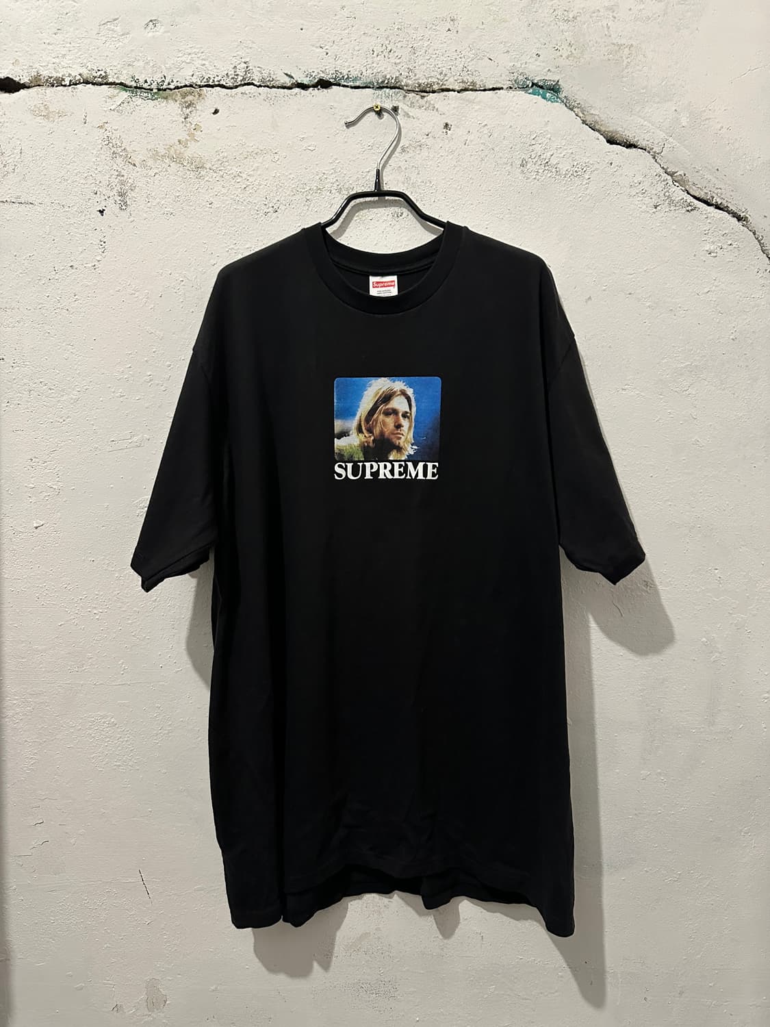 슈프림 커트 코베인 티셔츠 블랙 - 23SS 상품이미지1