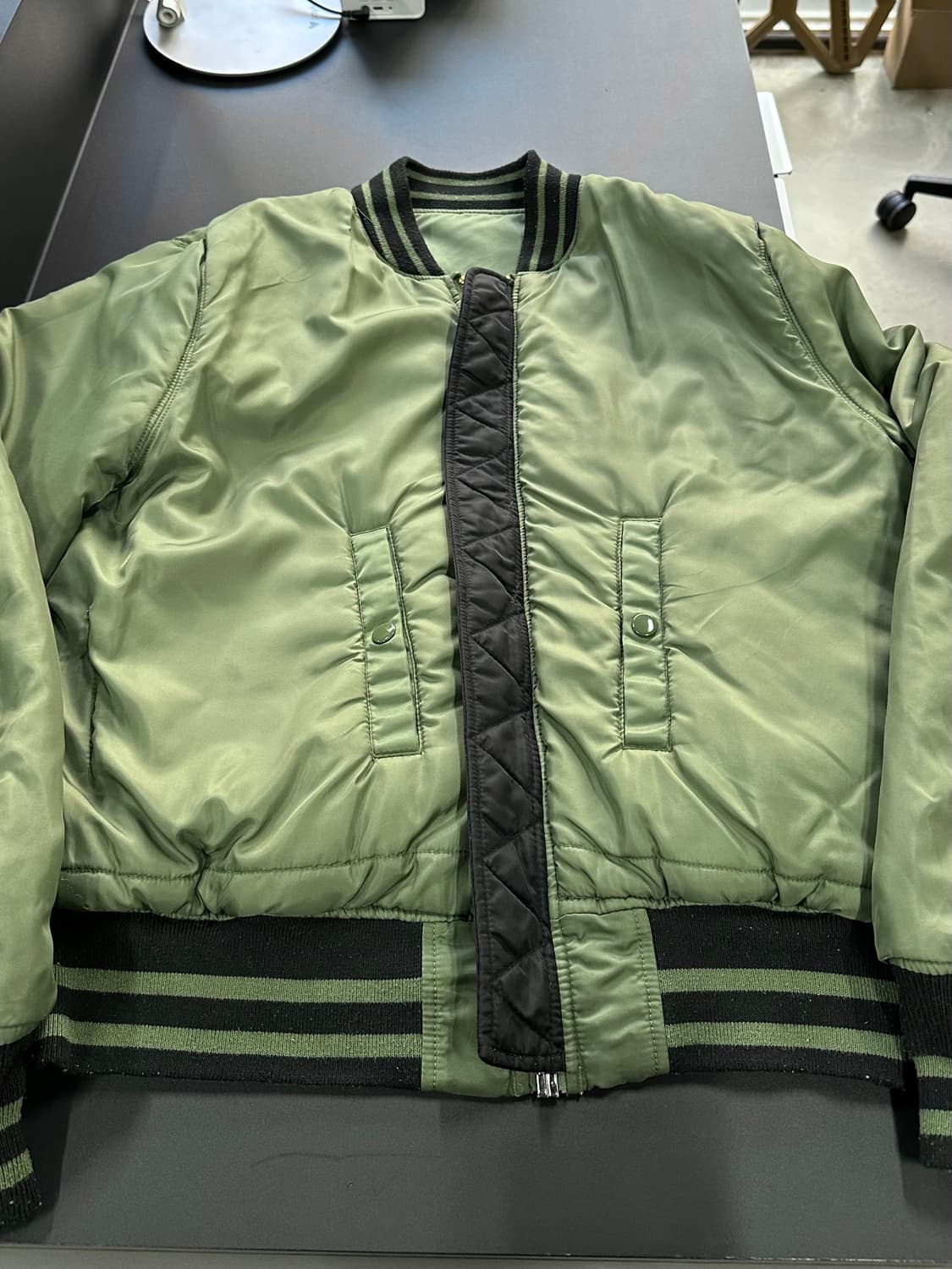 알파인더스트리 리버시블 MA-1 포켓 백자수로고 자켓 상품이미지6