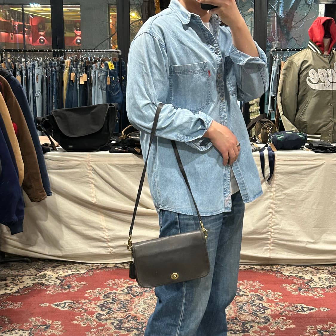 코치 올드코치 다크브라운 글러브 레더 숄더백 상품이미지10