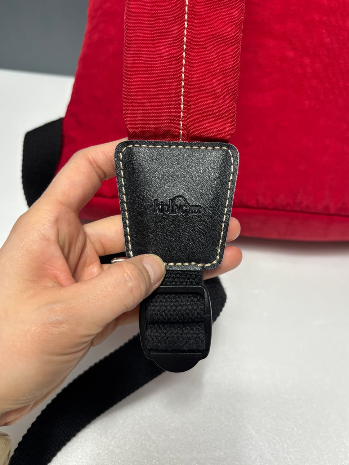 키플링 레드 백팩 상품이미지5