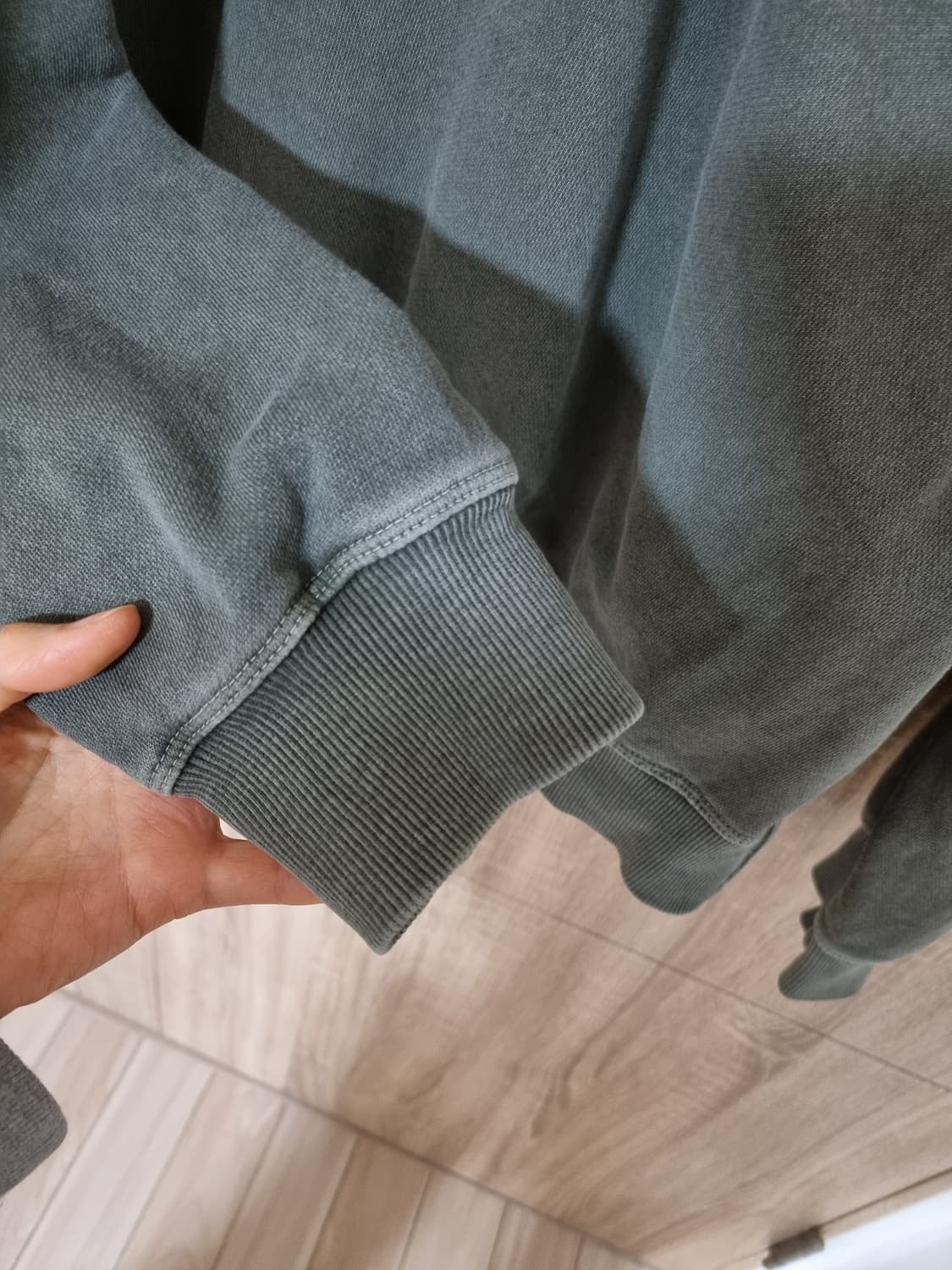 RARE 피그먼트 워싱 맨투맨 상품이미지5