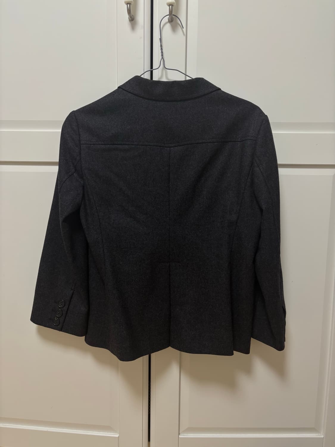 Miumiu 그레이 자켓 상품이미지3