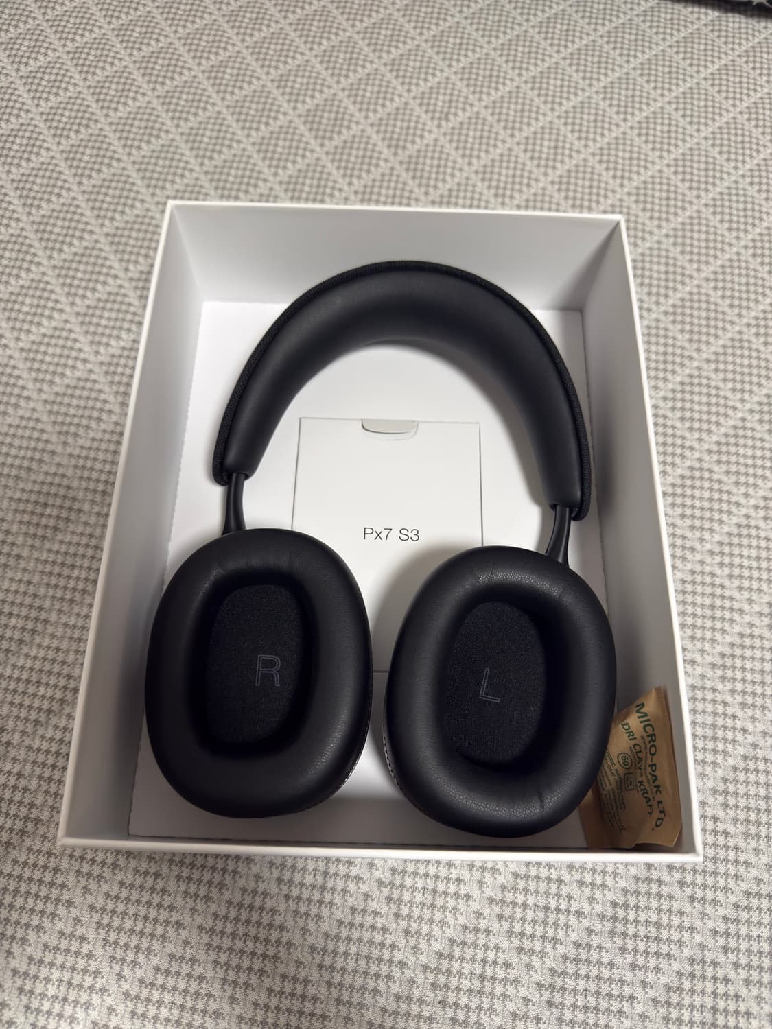Bowers & Wilkins Px7 S3 블랙 풀박 상품이미지2