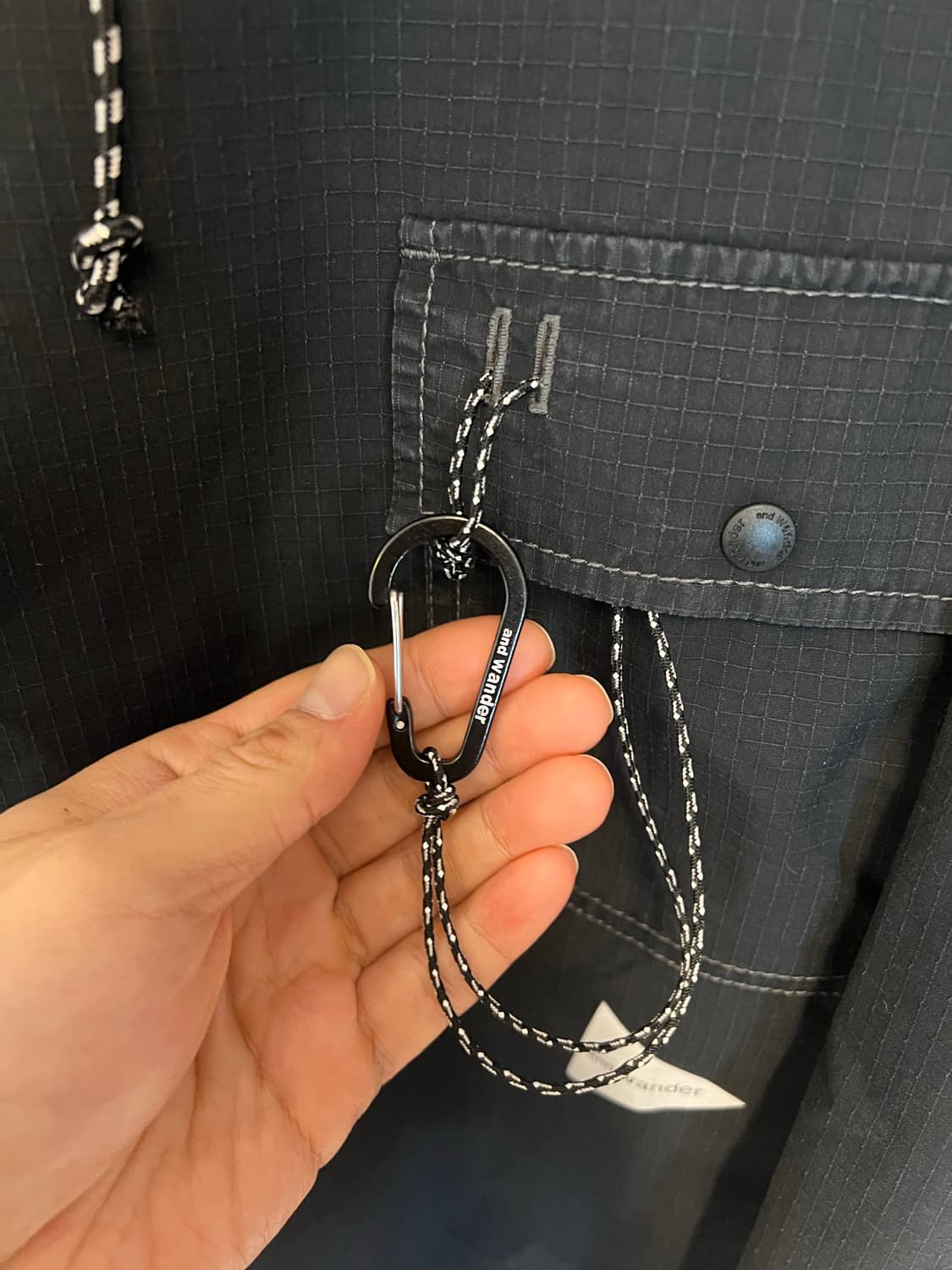 And wander 앤드원더 dry ripstop long fullove 상품이미지4