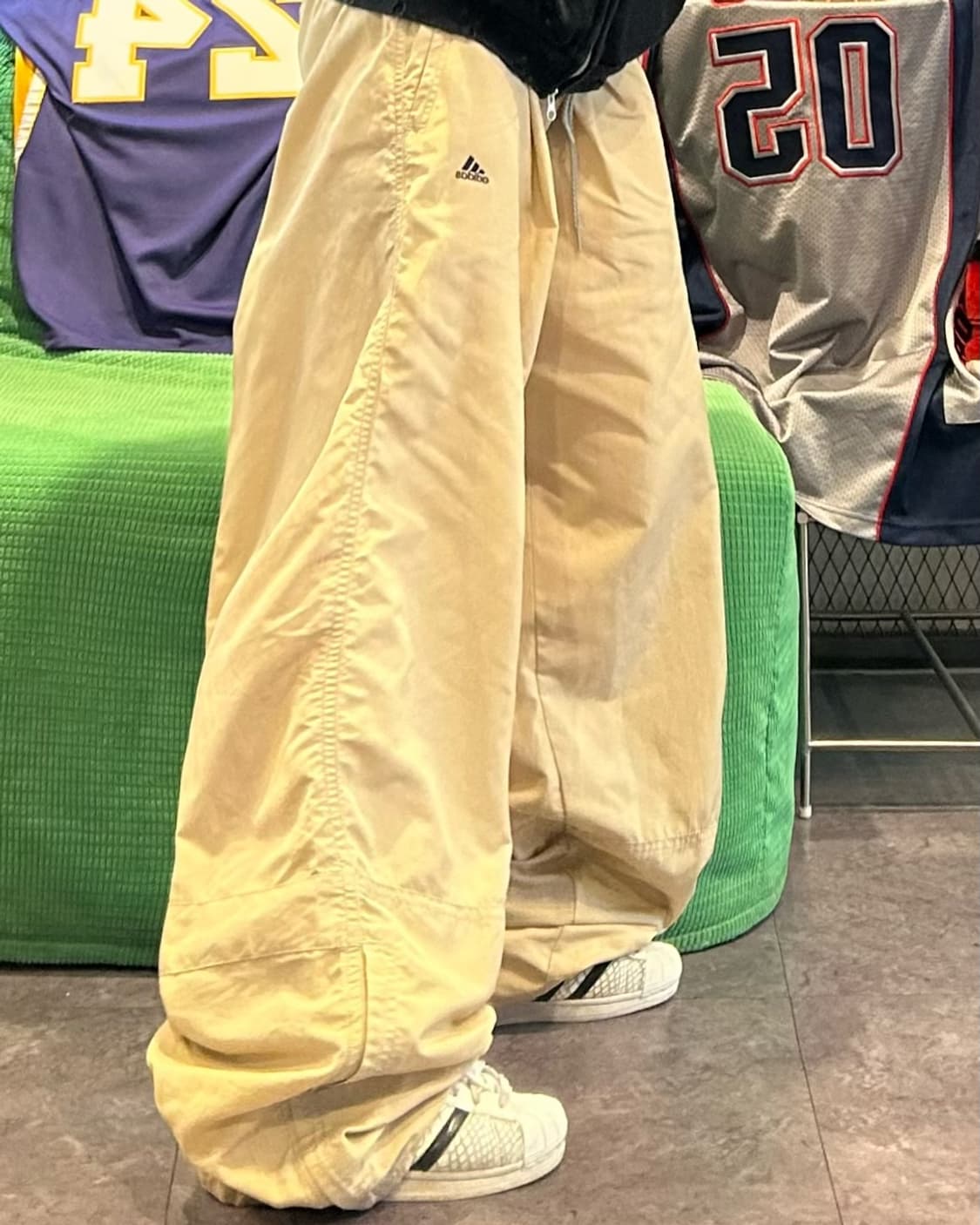 Adidas beige nylon track pants 상품이미지2