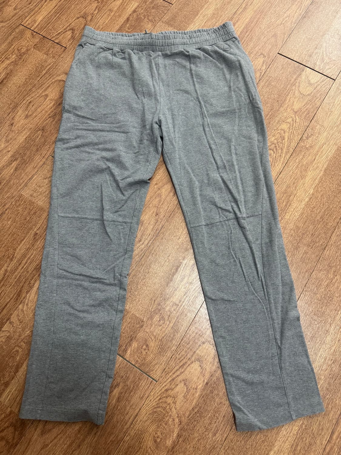 에르메네질도 제냐 트레이닝바지 팝니다 상품이미지1