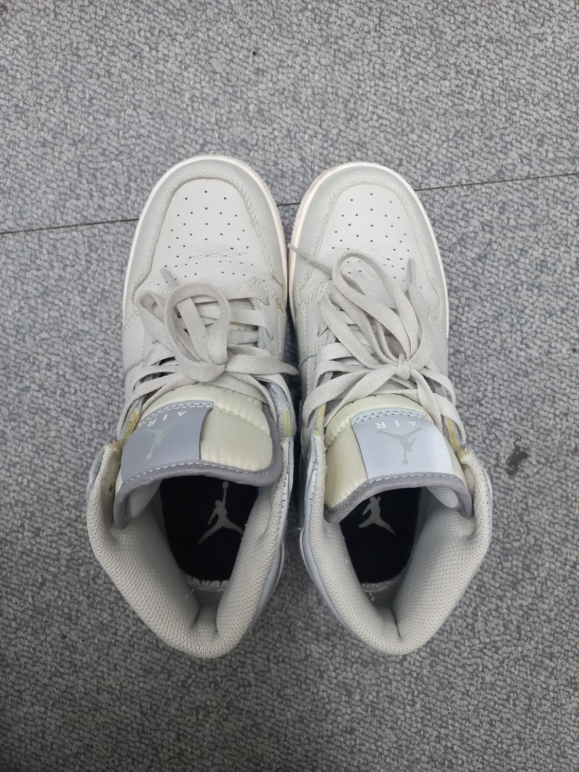 나이키 조던 레트로 하이 OG 씨폼 235mm 상품이미지3