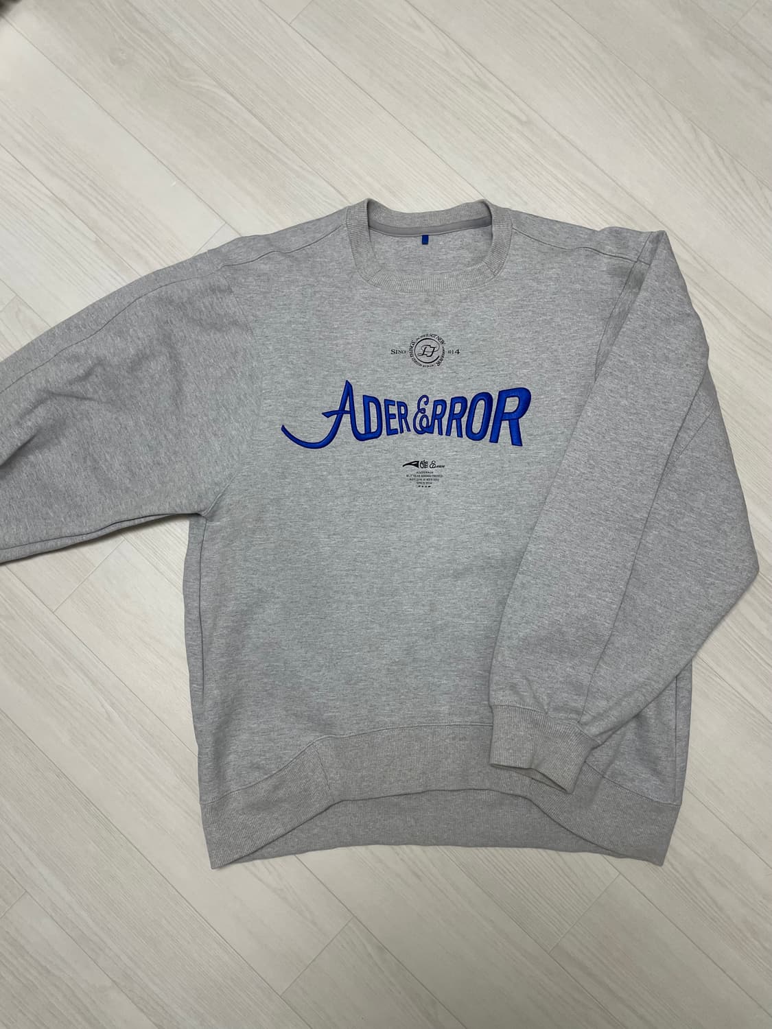 아더에러 베리프 로고 스웨트셔츠 그레이 상품이미지4
