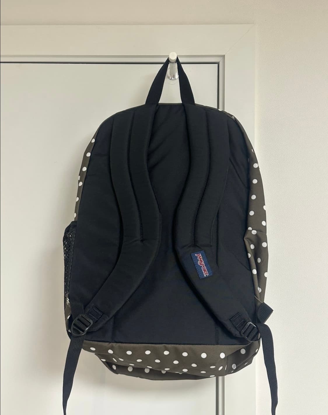 (새상품)잔스포츠 백팩 카키 도트 상품이미지3