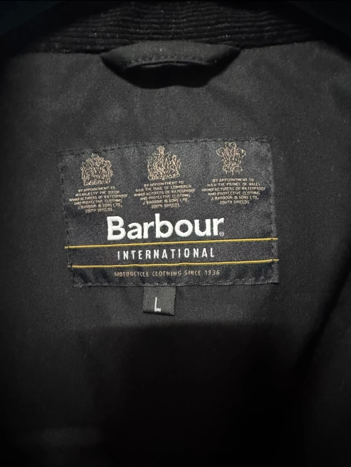 바버 인터내셔널 한정판 올블랙 자켓 상품이미지2