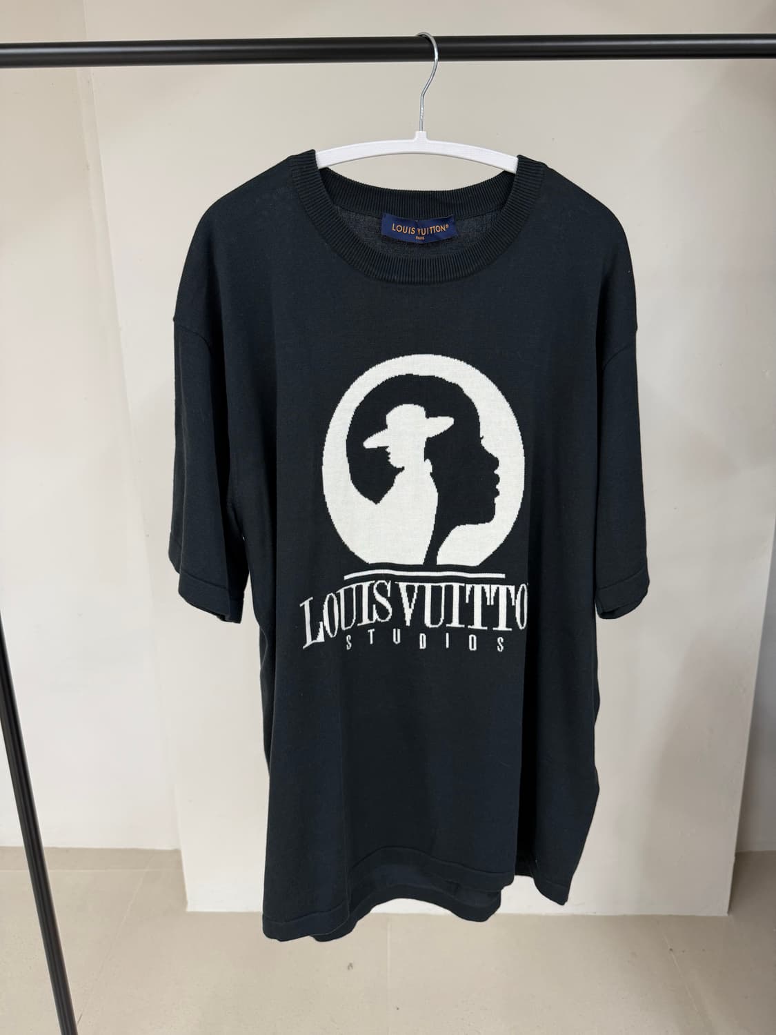 루이비통 그래픽 인타르시아 니트 반팔 백화점판 XL 상품이미지1