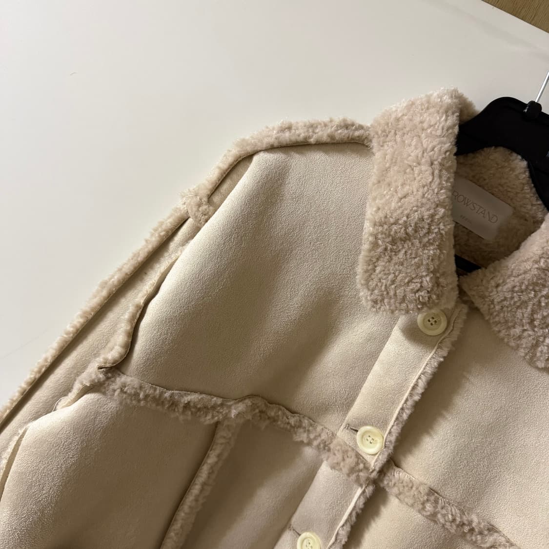 새상품 여자 무스탕 미디자켓 상품이미지2