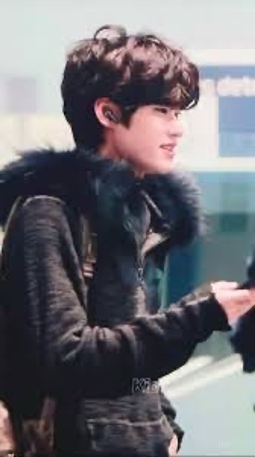 Aesynctx 하프 집 퍼후드 라이즈 소희착용 상품이미지3