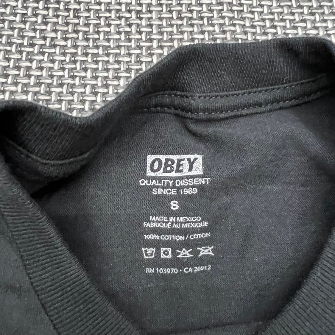 오베이 블랙 빅로고 반팔 상품이미지2