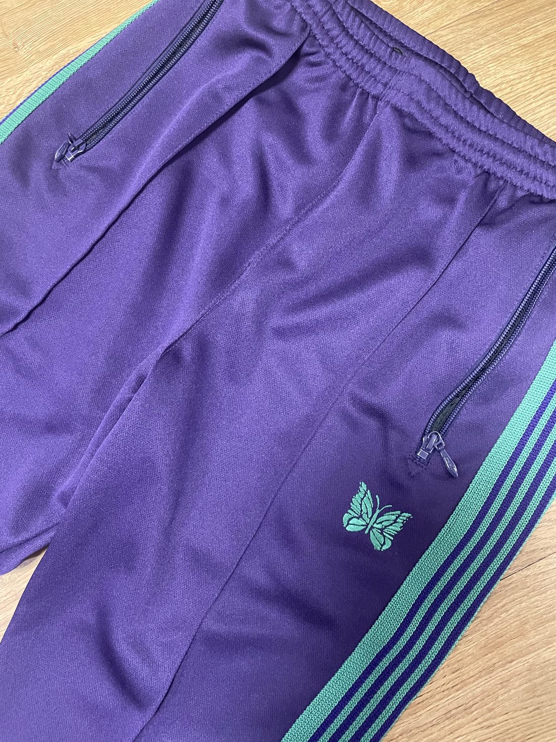 니들스 트랙팬츠 네로우 에그플란트 s 상품이미지1