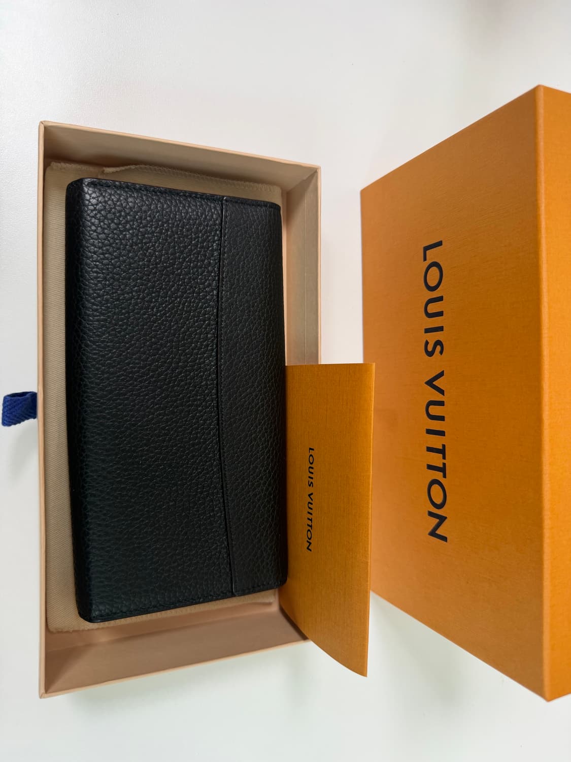 루이비통 카퓌신 월릿 장지갑 상품이미지3