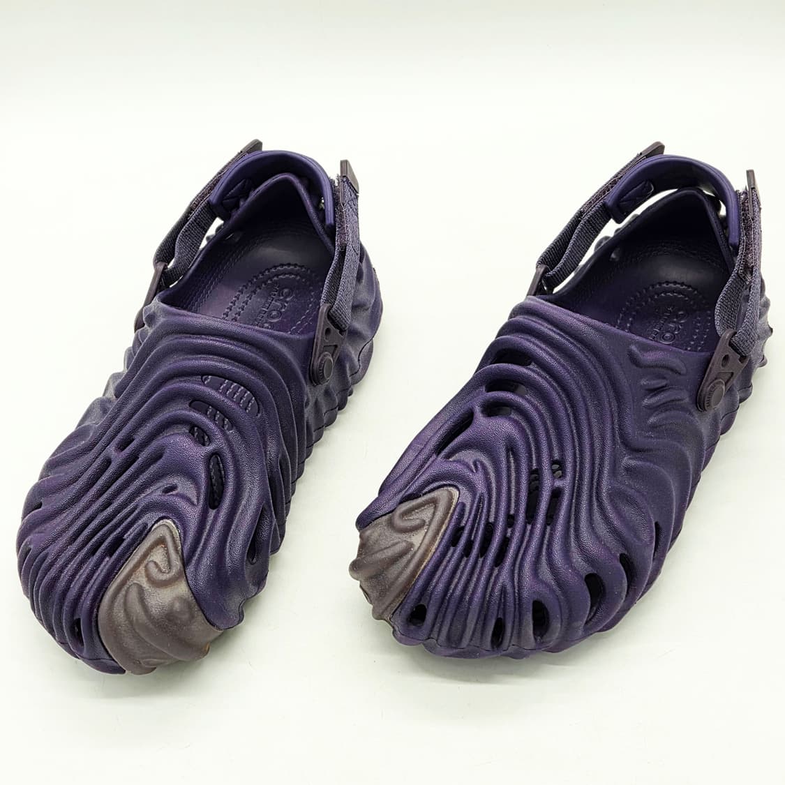  크록스 x 살레헤 벰버리 폴렉스 클로그 우베 (M7 W9) 상품이미지1