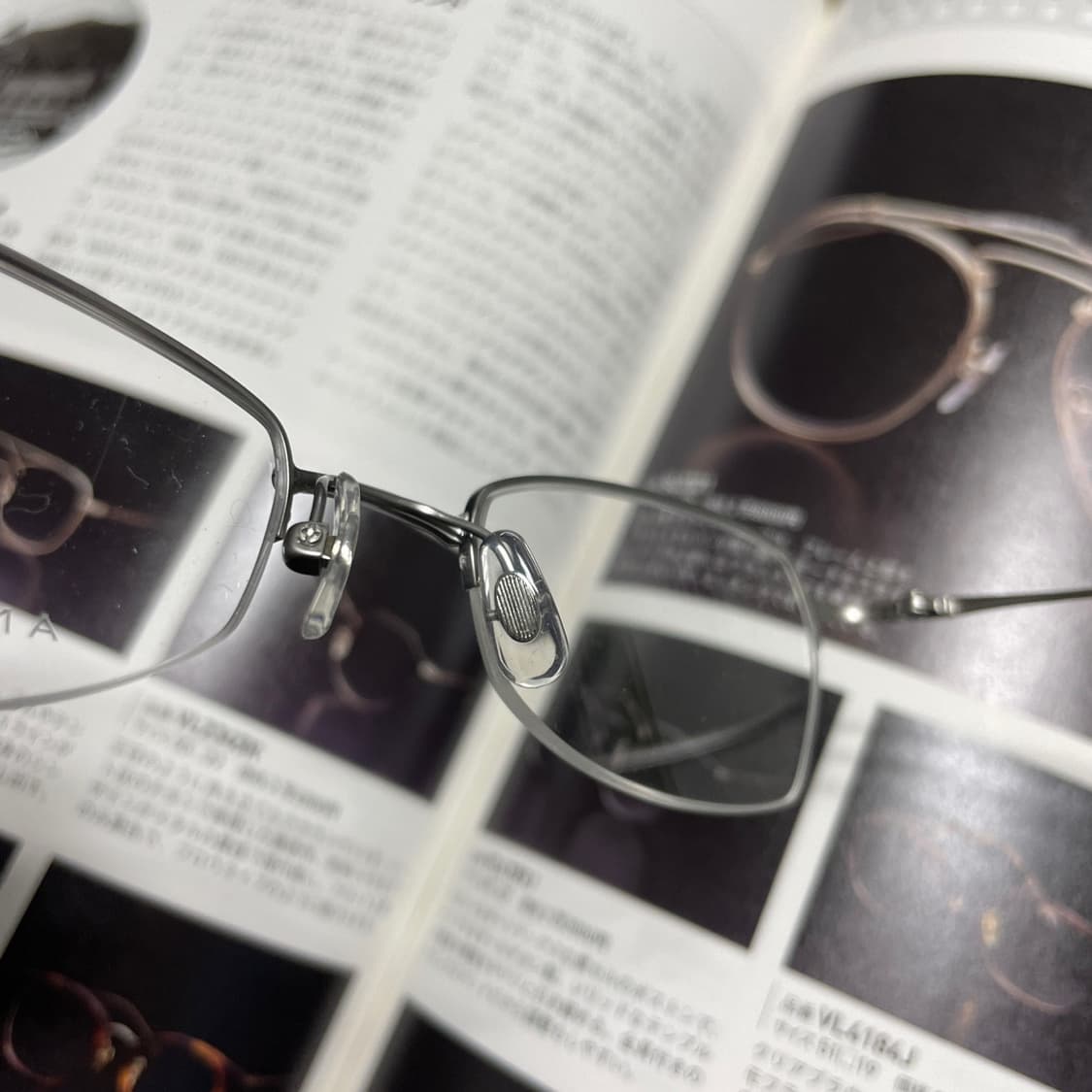 ANTEPRIMA 안테프리마 반무테 실버 티타늄 안경 상품이미지8