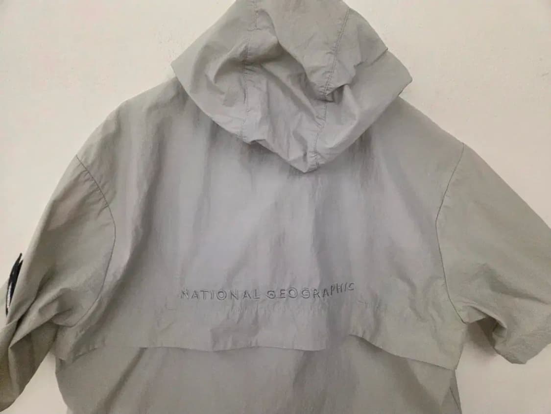 내셔널지오그래픽 바람막이 M 상품이미지5