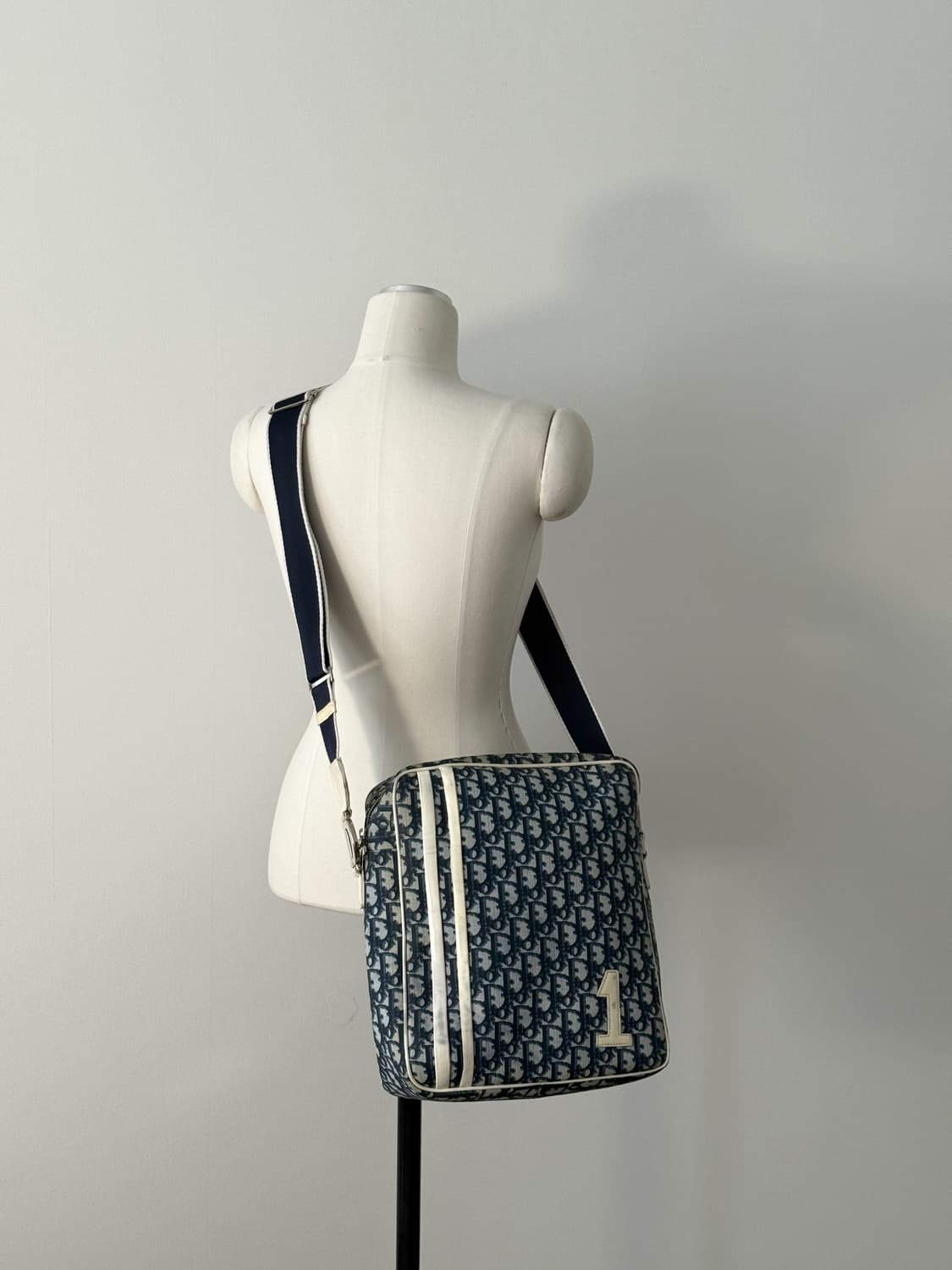 Dior Trotter Canvas Sport Messenger Bag 상품이미지2