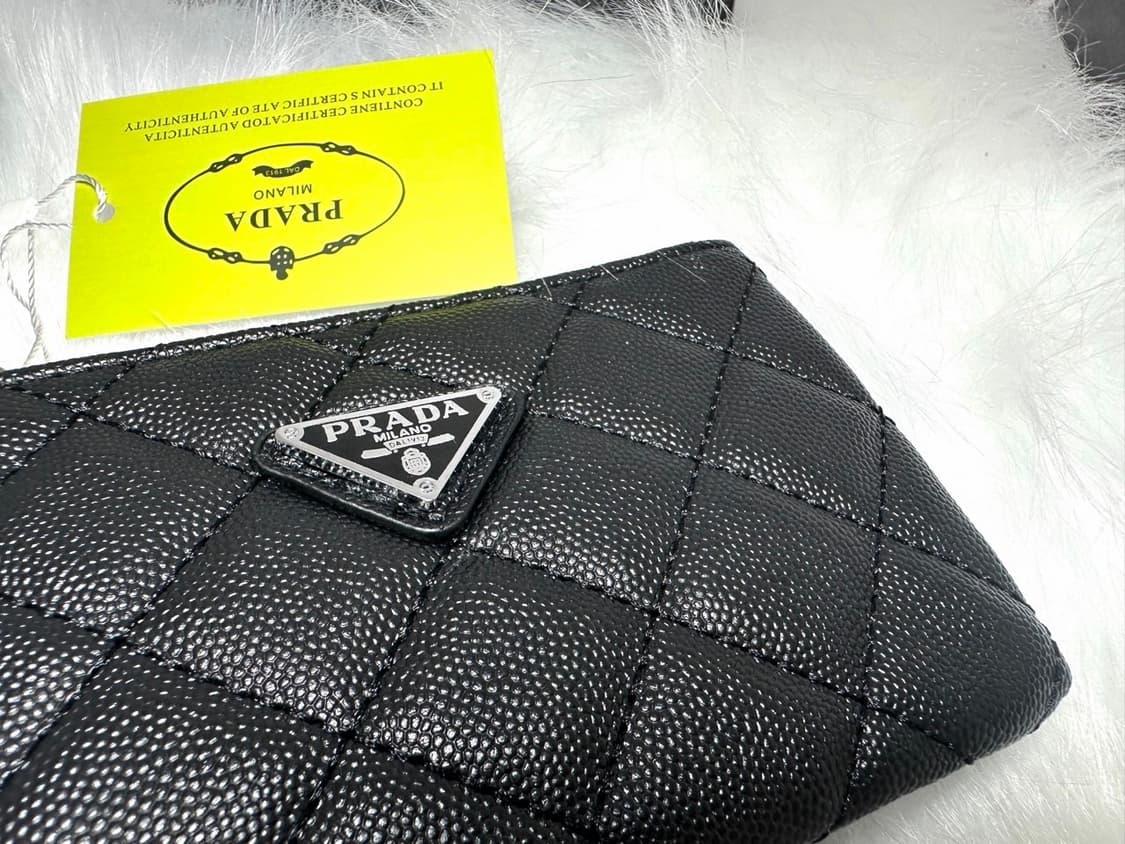 프라다뷰티 캐비어 미니 파우치 동전지갑  상품이미지7