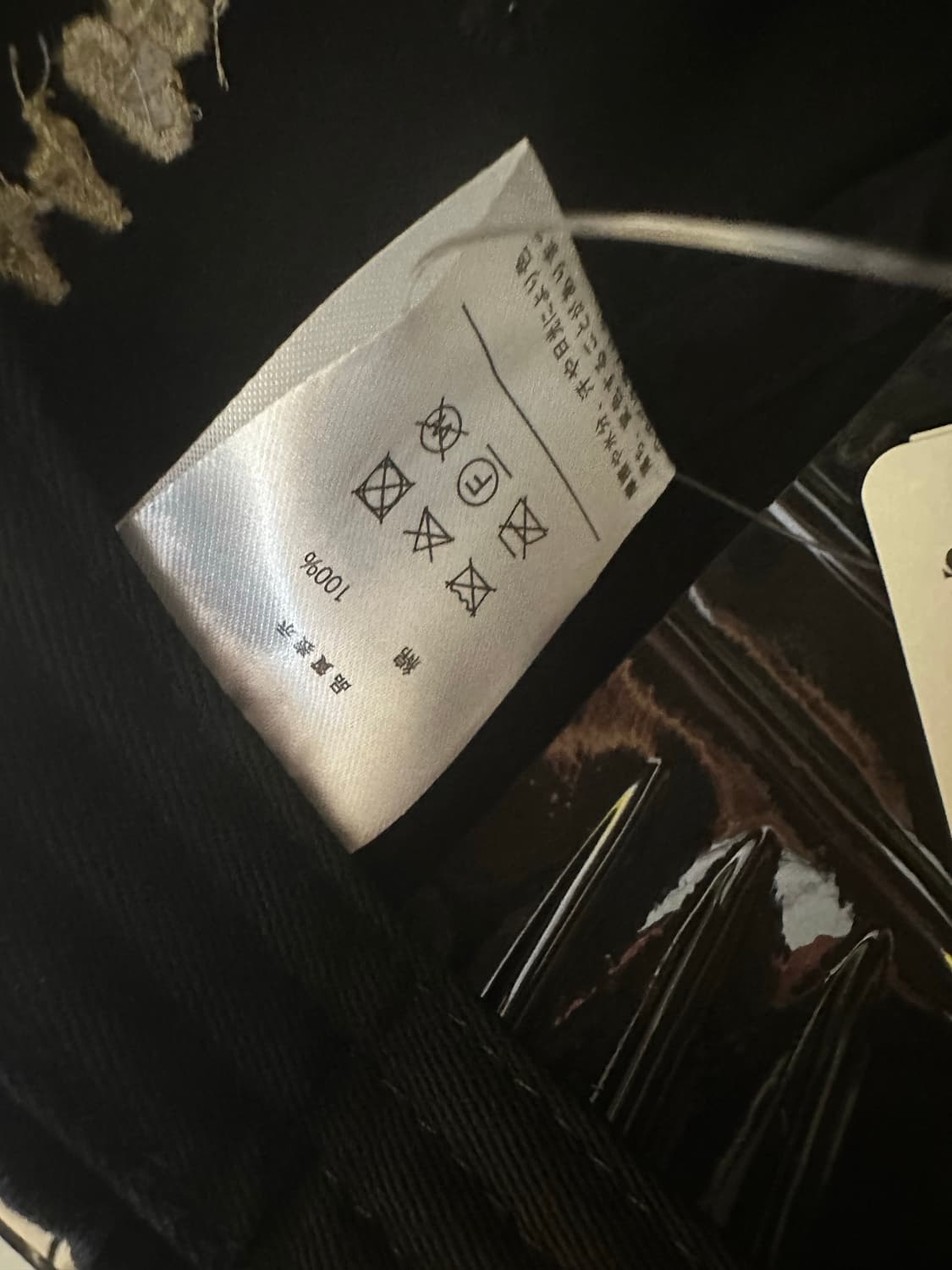 비비안웨스트우드 블랙 데미지 볼캡 상품이미지9