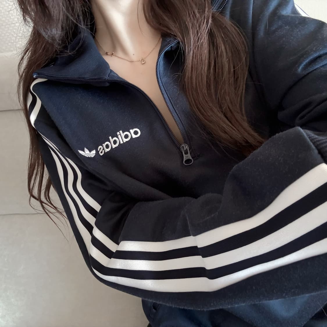 아디다스 미노 네이비 화이트 하프집업 맨투맨 상품이미지1