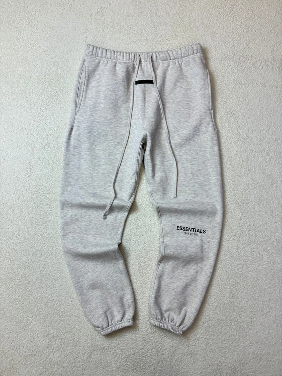 에센셜 피어오브갓 로고 베이직 스웻 조거 팬츠 PN5848 상품이미지1
