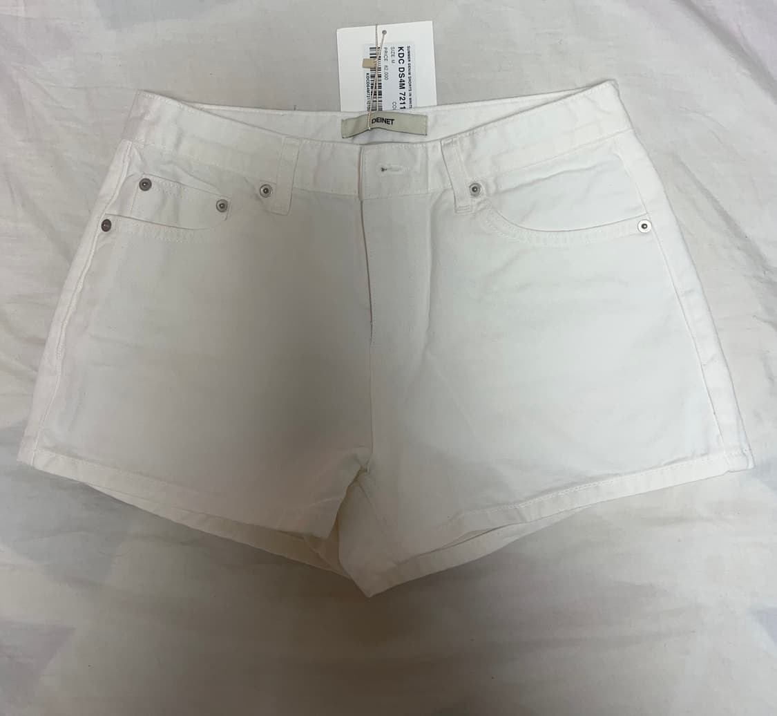 다이닛 화이트 데님 쇼츠 팬츠 DENIM SHORTS IN WHITE 상품이미지4
