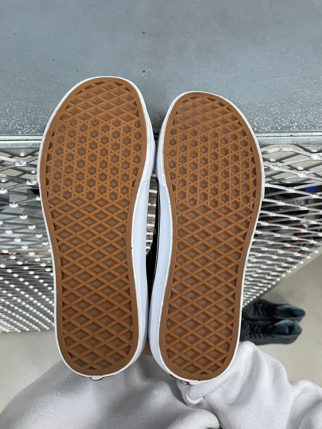 반스 스누피 콜라보 블랙 235 상품이미지6