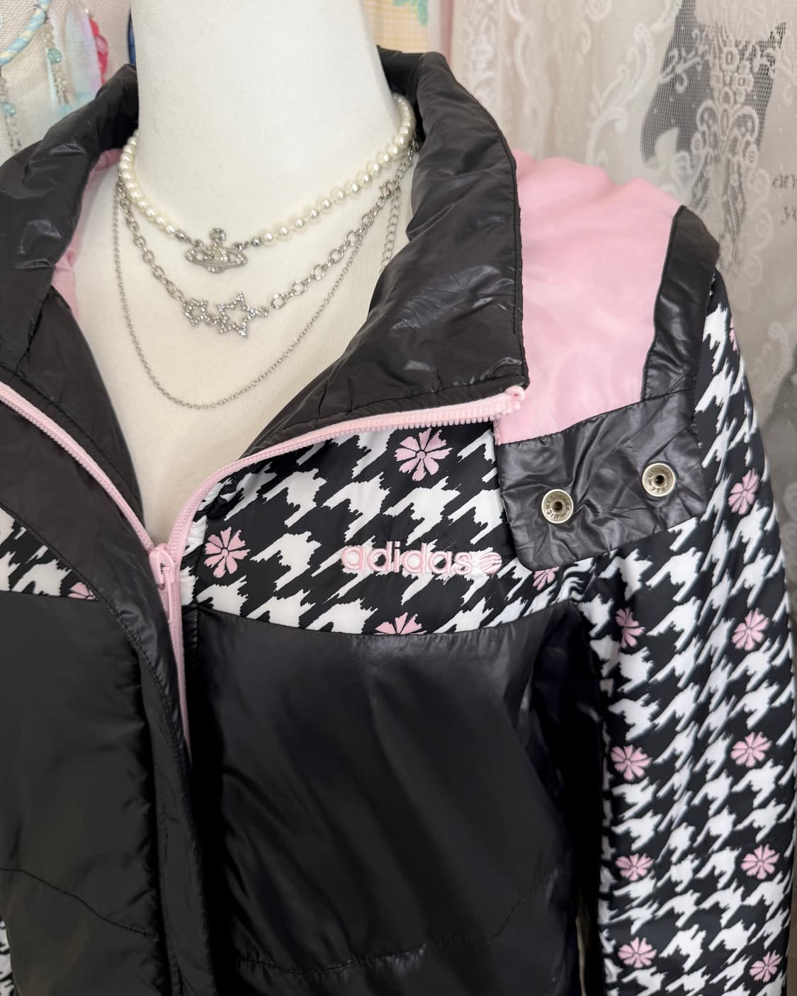 아디다스 블랙 & 핑크 하운드 체크 패딩 자켓 상품이미지5