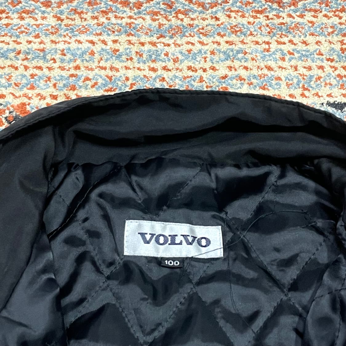 볼보 블랙 누빔 바람막이 점퍼 남성100 상품이미지5