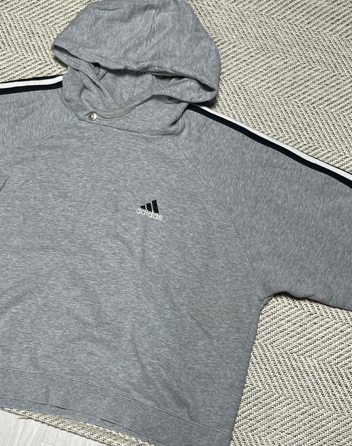 공용 아디다스 크롭 후드티셔츠 L 상품이미지8