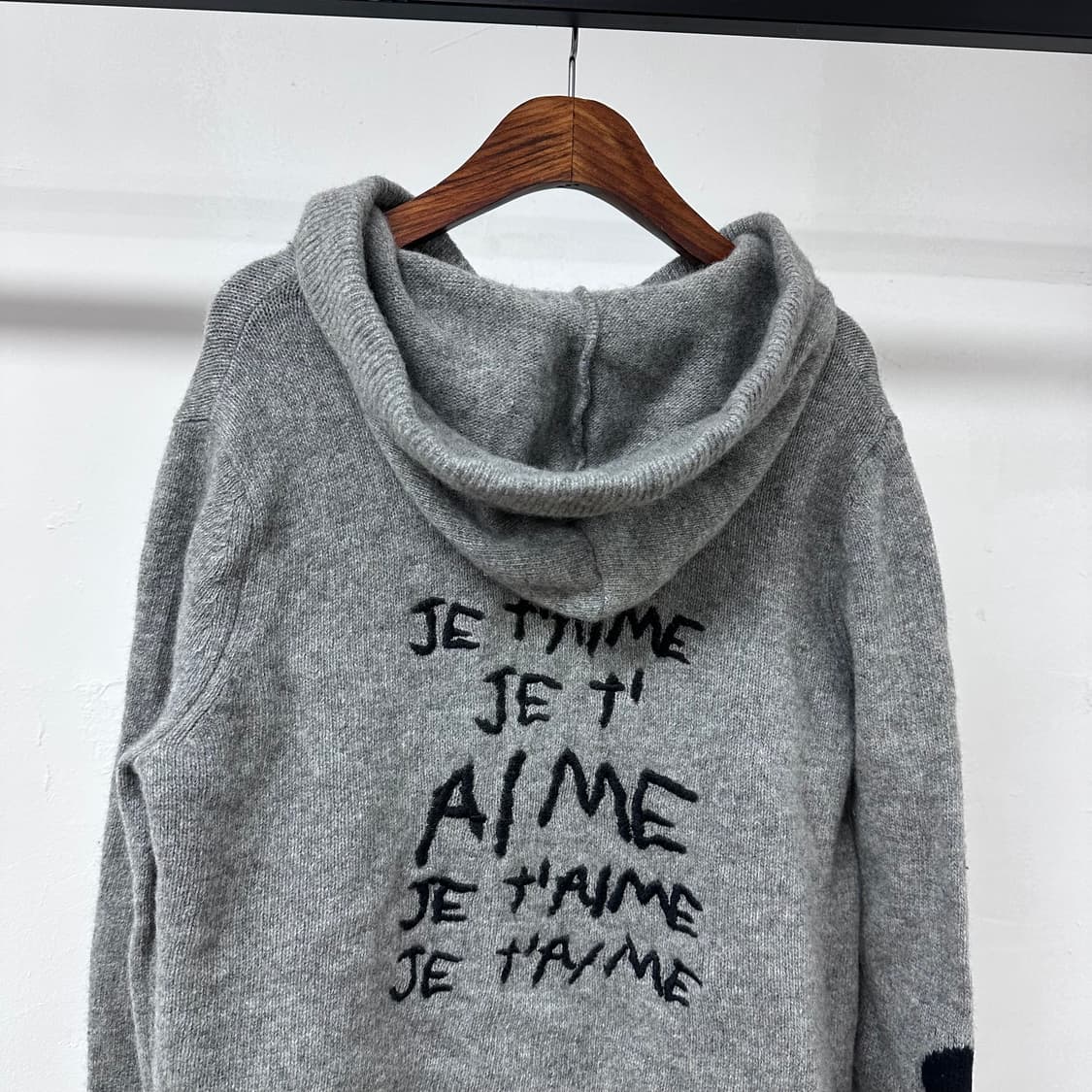 자딕앤볼테르 울 캐시미어 하트 자수 후드 니트 M사이즈 J33 상품이미지5