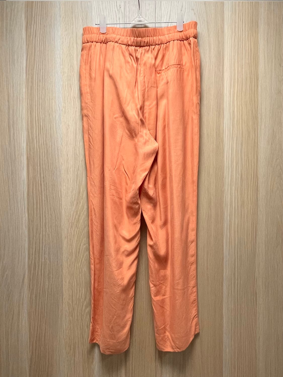 앤아더스토리즈 오렌지색 밴딩 팬츠 상품이미지2