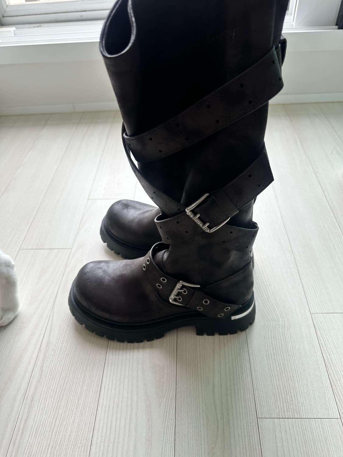 블랙퍼플 부츠 240 상품이미지3