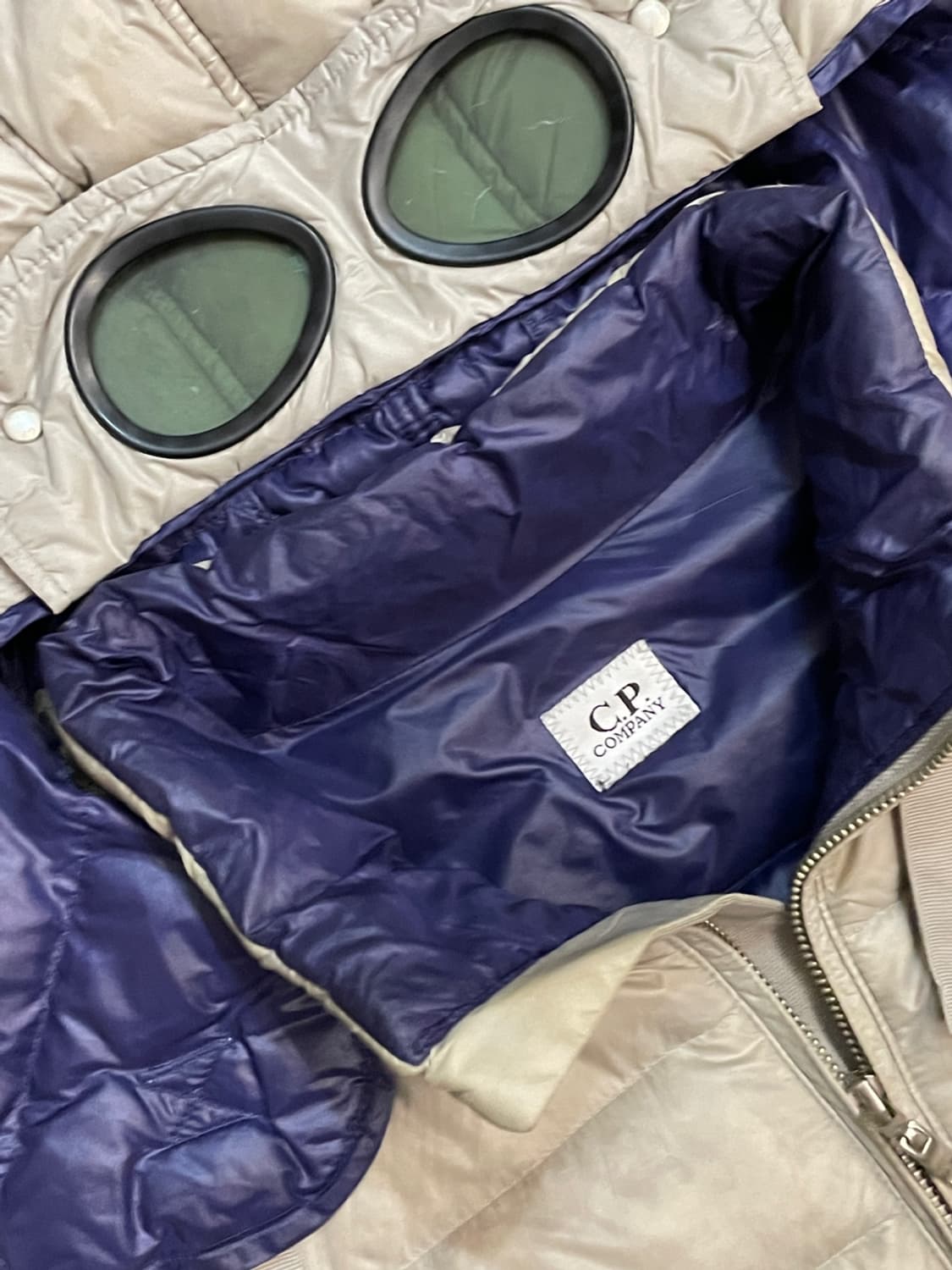 씨피 컴퍼니 고글 경량 패딩 상품이미지5