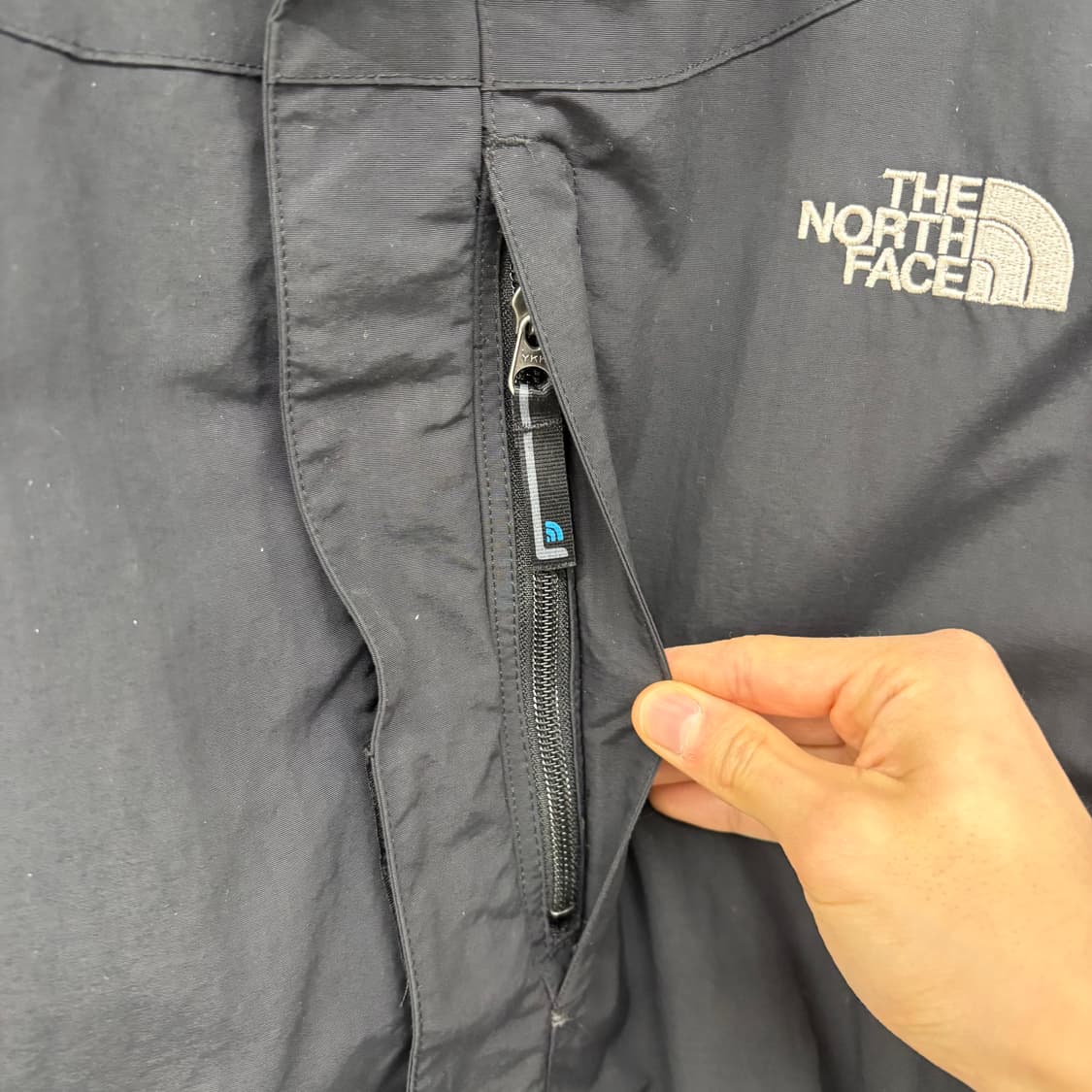 노스페이스 블랙 바람막이 패딩 자켓 XXL 상품이미지3