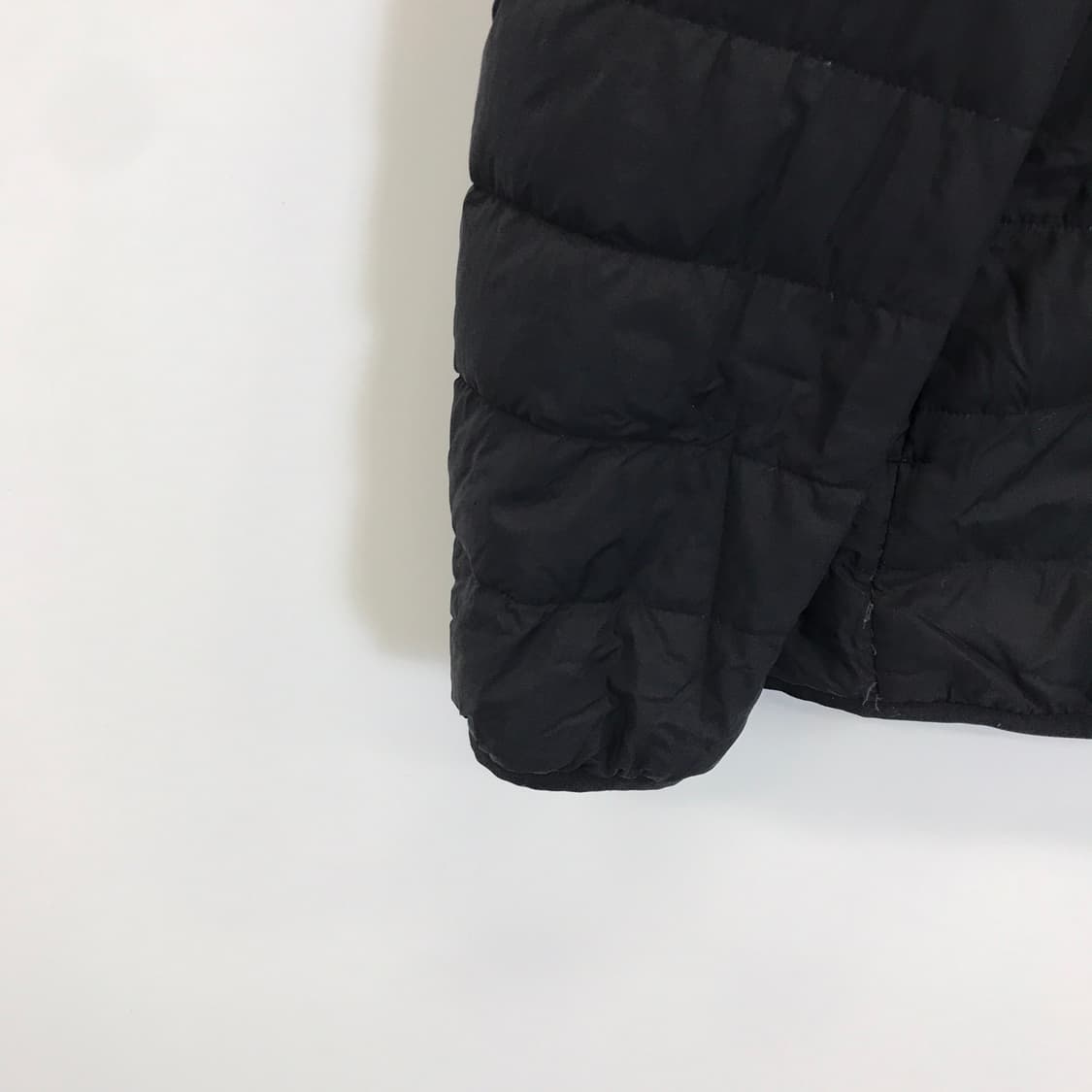 유니클로 울트라라이트다운 경량패딩 [XL] 상품이미지3