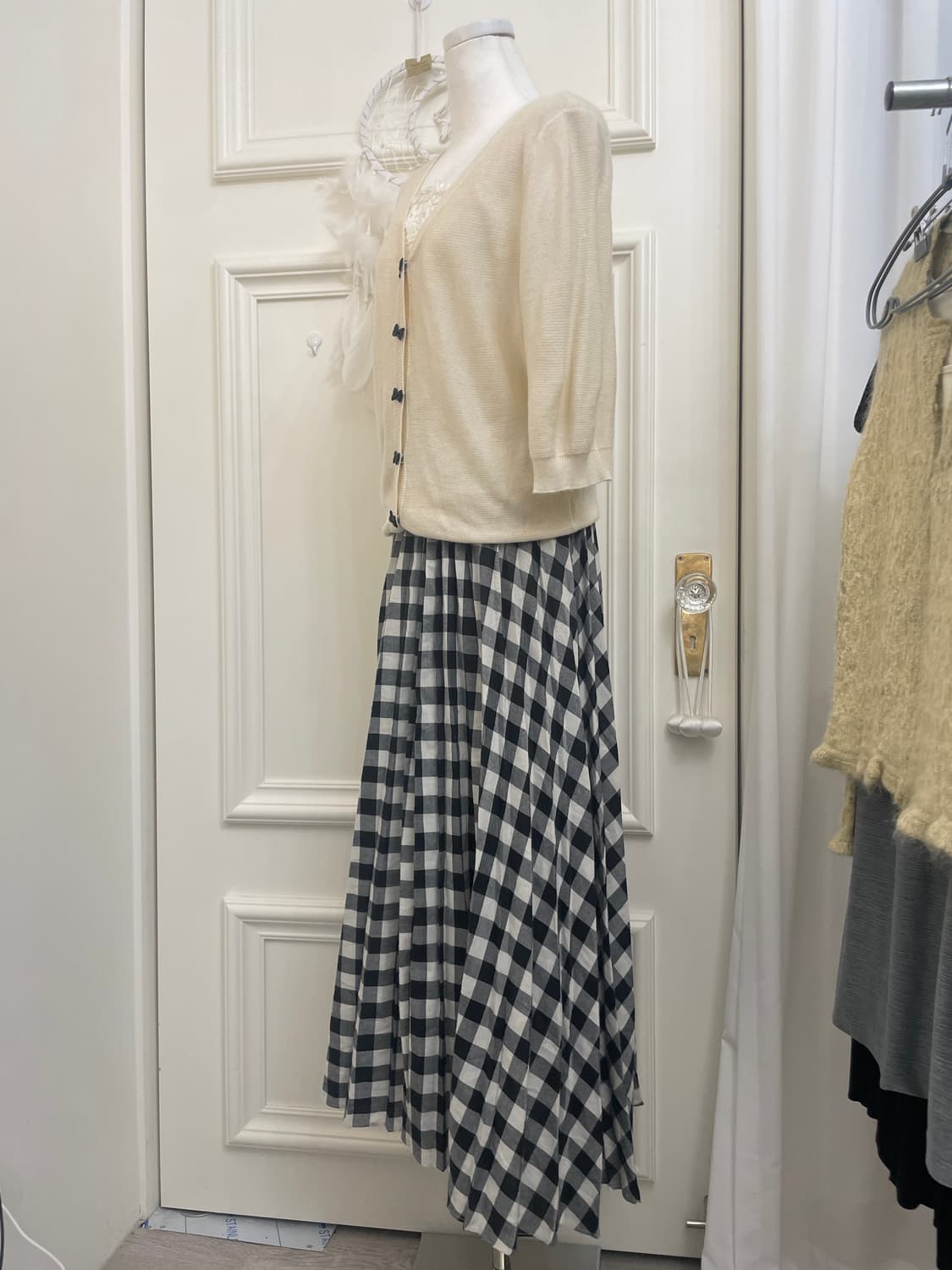 ivory black bow cardigan&lace pleats cot 상품이미지3